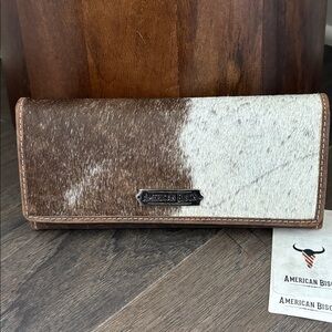 American Bison Hair on Hide,Genuine Leather,5 card,1 ID,checks,2 zip,snap top